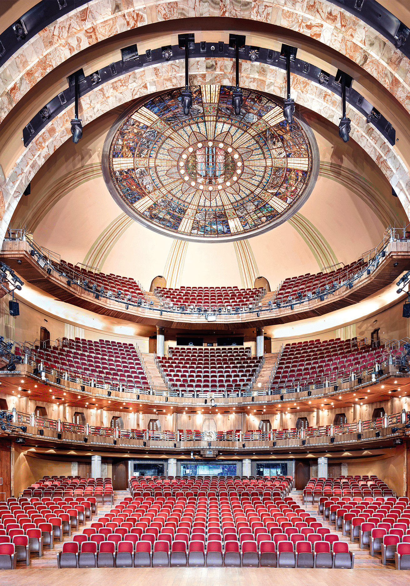 palacio-de-bellas-artes-ciudad-de-mexico-iii-2015-candida-hofer-en-mexico-museo-amparo-puebla-20180413-045353